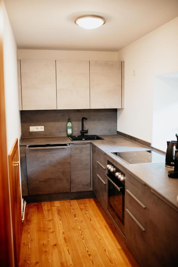 Appartement Georgiberg เอห์เรนเฮาเซน ภายนอก รูปภาพ